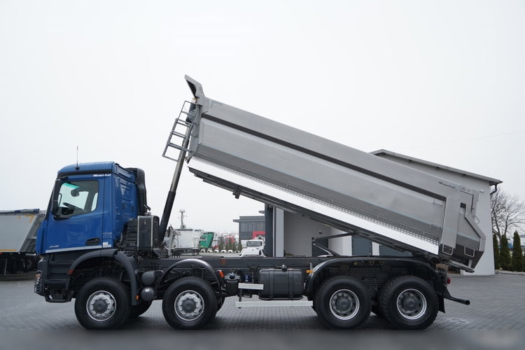 Mercedes -BENZ ACTROS 4145 / 8X8 / WYWROTKA TYLNOZSYPOWA / KH-KIPPER 6 M / AUTOMAT  / EURO 6 zdjęcie 3