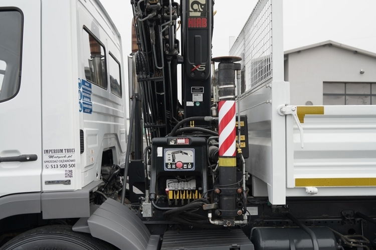 Mercedes -BENZ ATEGO 1218 / 4x2 / WYWROTKA + HDS HIAB 0088 BS-3  / PILOT  /MANUAL  zdjęcie 28