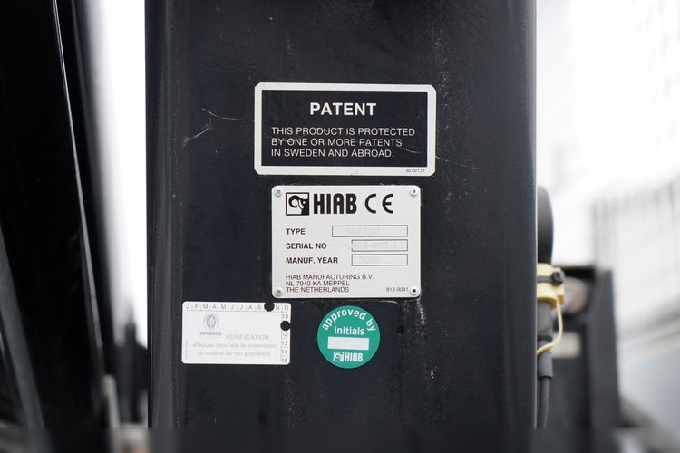 Mercedes -BENZ ATEGO 1218 / 4x2 / WYWROTKA + HDS HIAB 0088 BS-3  / PILOT  /MANUAL  zdjęcie 30