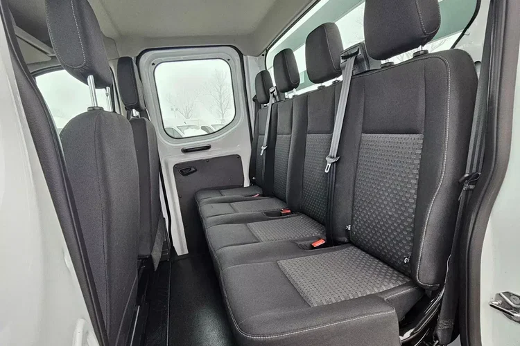 Ford transit DoKa 7 osób 79999zł NETTO 2.0TdCi/131KM zdjęcie 24