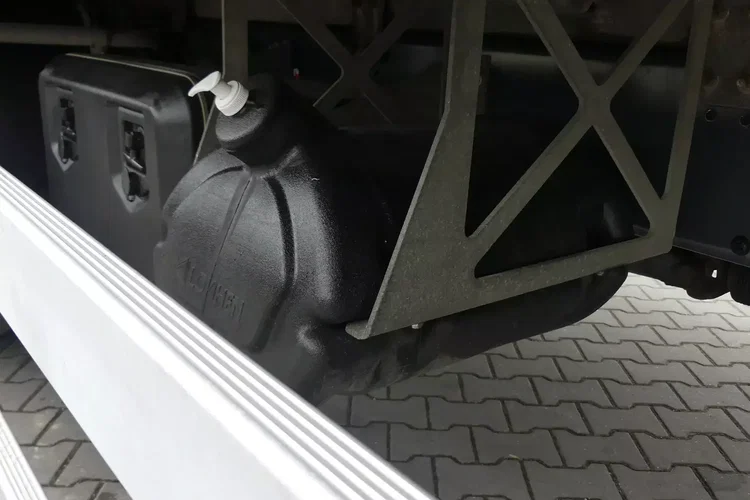 Volvo FL 18.280 / FIRANKA 8.30 + WINDA / EURO 6 / NISKI PRZEBIEG / zdjęcie 21