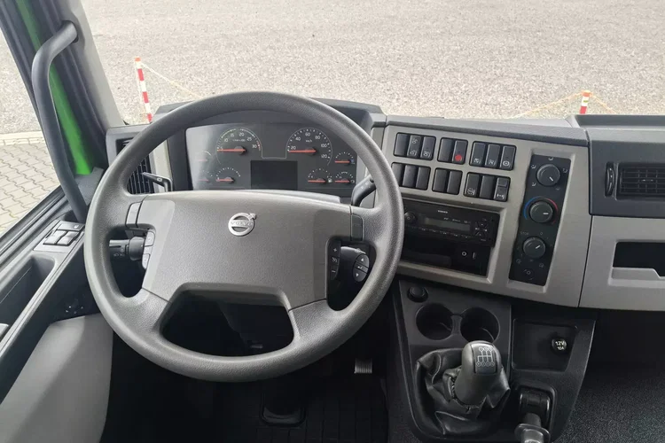Volvo FL 18.280 / FIRANKA 8.30 + WINDA / EURO 6 / NISKI PRZEBIEG / zdjęcie 32