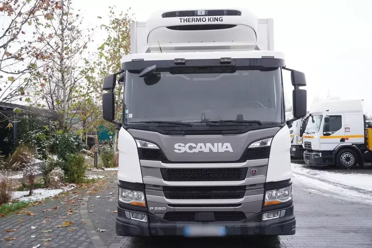 Scania P280 4x2 E6 / Chłodnia Lamberet 16 EPAL / Multitemperatura / Thermoking T-800R / 3 szt zdjęcie 10