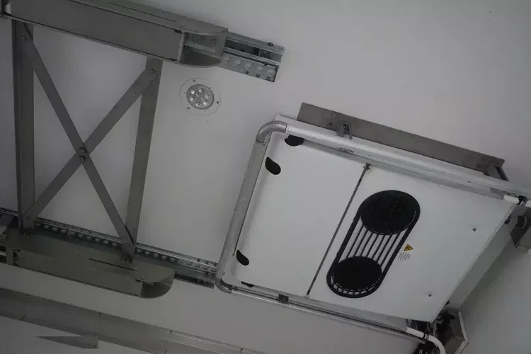 Scania P280 4x2 E6 / Chłodnia Lamberet 16 EPAL / Multitemperatura / Thermoking T-800R / 3 szt zdjęcie 16