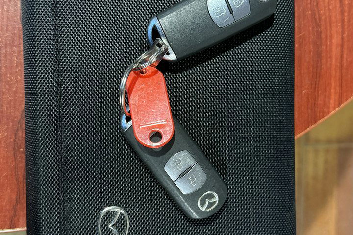 Mazda CX-5 2.2d Sky active AWD automat max wersja doinwestowany zamiana 1.r.gwara zdjęcie 36