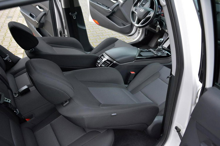 Hyundai i40 Lift Ledy Navi Kamera Klimatronik 2xParktr El. fotel DriveMode ASO zdjęcie 17