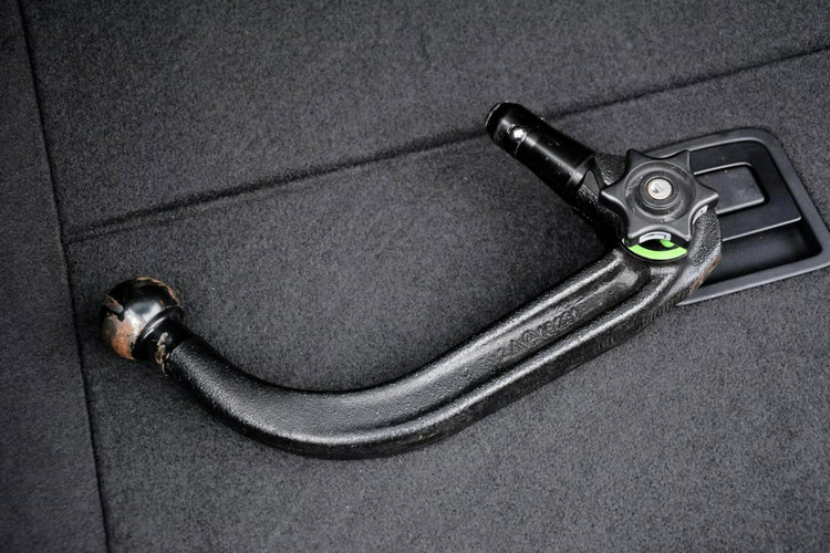 Hyundai i40 Lift Ledy Navi Kamera Klimatronik 2xParktr El. fotel DriveMode ASO zdjęcie 36