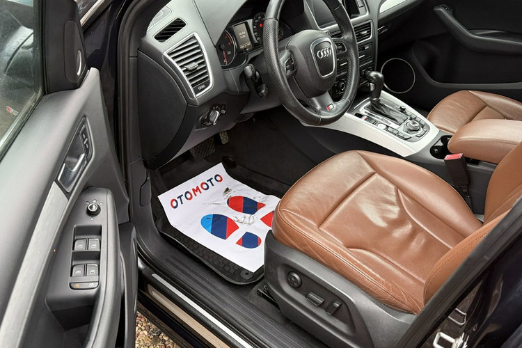 Audi Q5 3.2 v6 Quattro s-line max wersja 114 tys km doinwestowany 1.r. Gwaranc zdjęcie 14