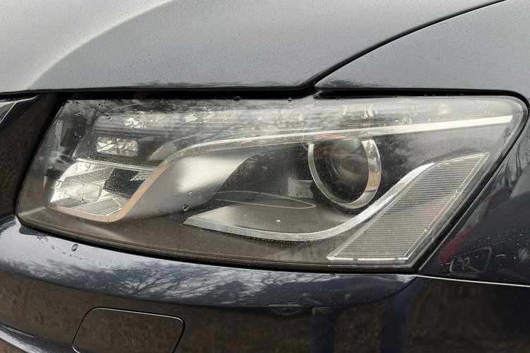 Audi Q5 3.2 v6 Quattro s-line max wersja 114 tys km doinwestowany 1.r. Gwaranc zdjęcie 16