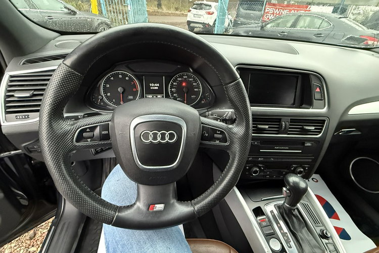 Audi Q5 3.2 v6 Quattro s-line max wersja 114 tys km doinwestowany 1.r. Gwaranc zdjęcie 22