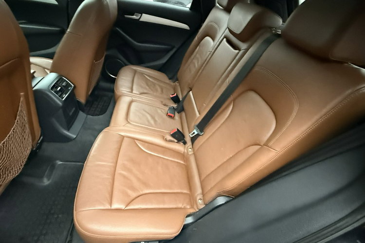 Audi Q5 3.2 v6 Quattro s-line max wersja 114 tys km doinwestowany 1.r. Gwaranc zdjęcie 27