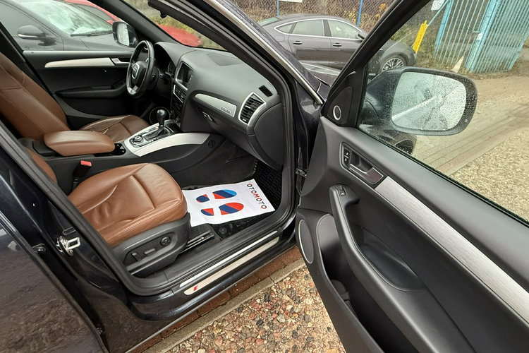 Audi Q5 3.2 v6 Quattro s-line max wersja 114 tys km doinwestowany 1.r. Gwaranc zdjęcie 30