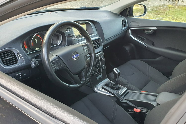 Volvo V40 1.6 D2 115KM # Kinetic # Navi # BiXenon # Parktronic # Mega Stan zdjęcie 10