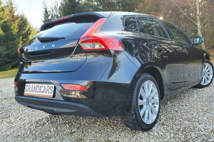 Volvo V40 1.6 D2 115KM # Kinetic # Navi # BiXenon # Parktronic # Mega Stan zdjęcie 2