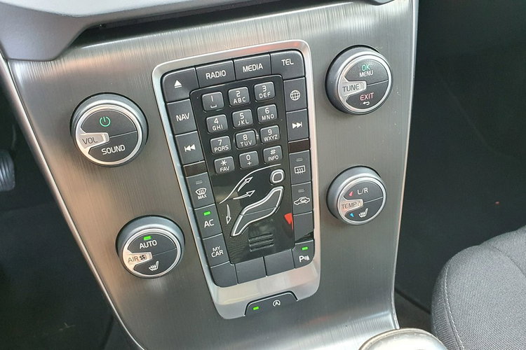 Volvo V40 1.6 D2 115KM # Kinetic # Navi # BiXenon # Parktronic # Mega Stan zdjęcie 23