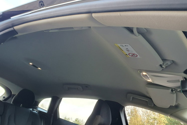 Volvo V40 1.6 D2 115KM # Kinetic # Navi # BiXenon # Parktronic # Mega Stan zdjęcie 29