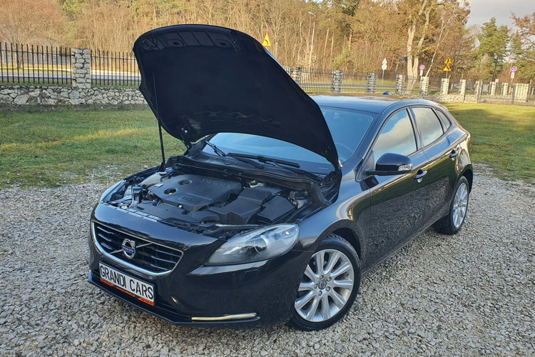 Volvo V40 1.6 D2 115KM # Kinetic # Navi # BiXenon # Parktronic # Mega Stan zdjęcie 30