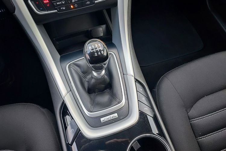 Ford Mondeo 2.0 TDCi Business Edition + pełny serwis zdjęcie 24
