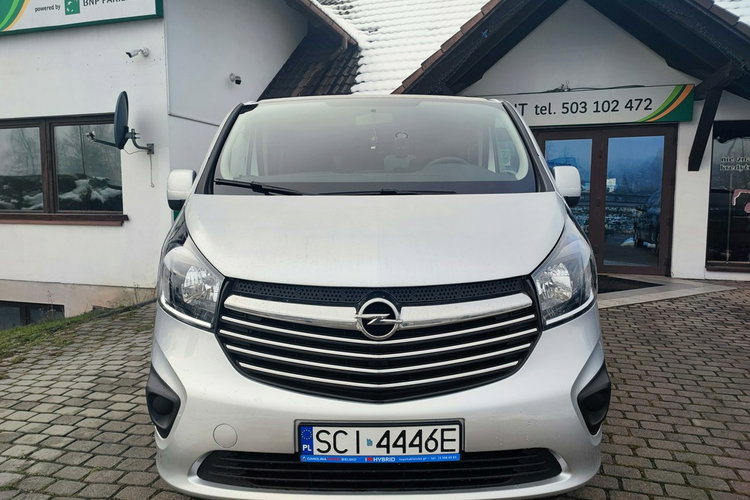 Opel Vivaro Krajowy + + 9 osób + F-ra Vat zdjęcie 2
