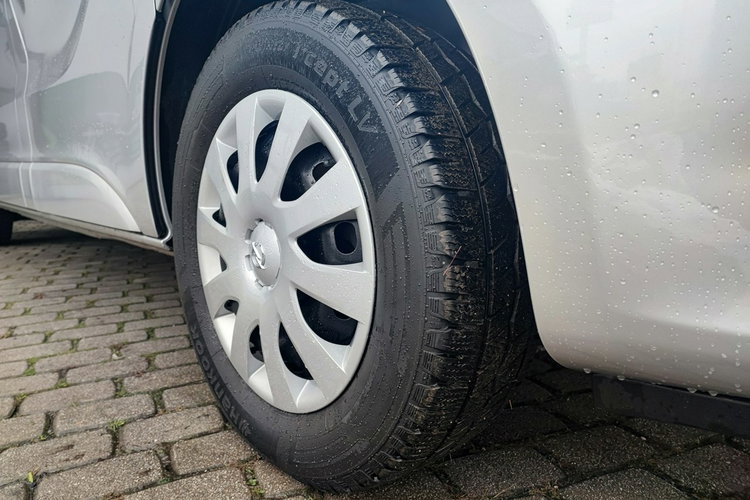 Opel Vivaro Krajowy + + 9 osób + F-ra Vat zdjęcie 20