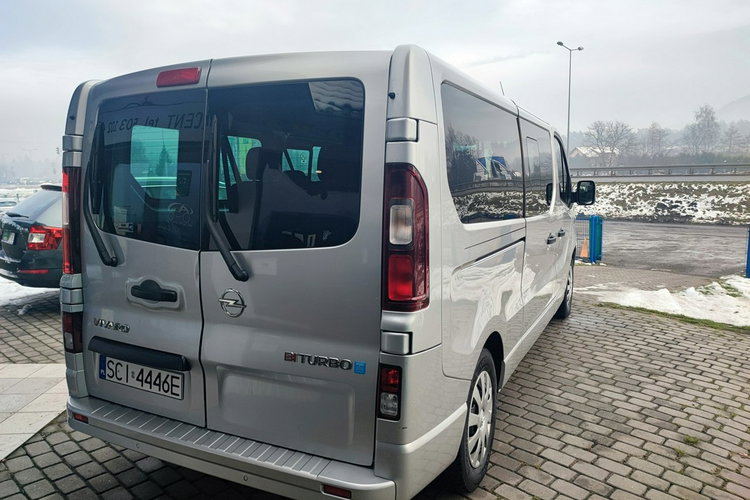 Opel Vivaro Krajowy + + 9 osób + F-ra Vat zdjęcie 5