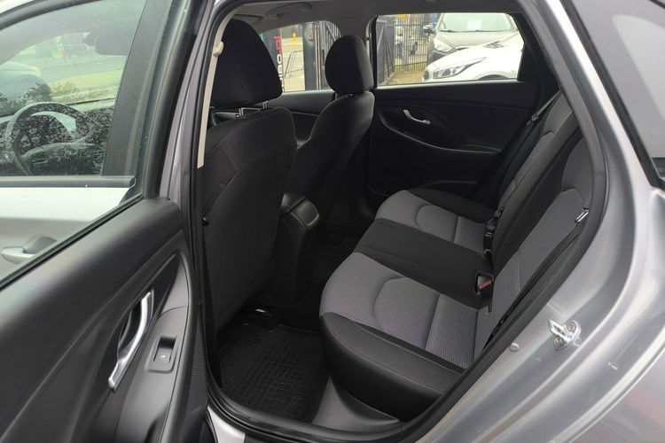 Hyundai i30 1.5DPi 16V 110KM Klima Navi Czujniki Parkowania Salon Polska zdjęcie 15