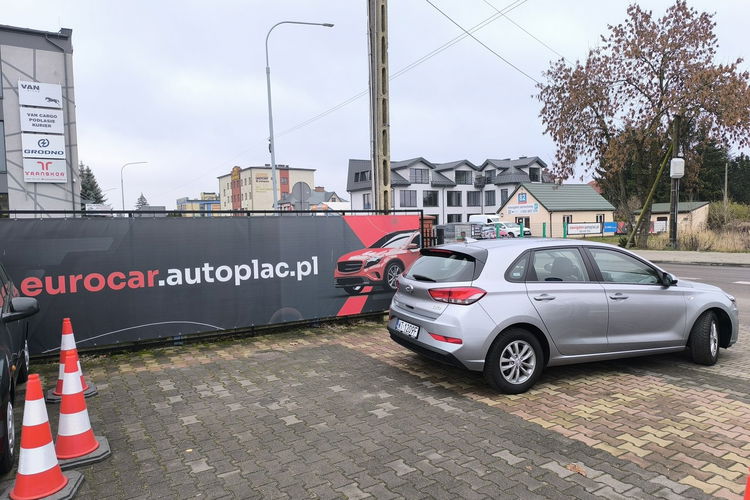 Hyundai i30 1.5DPi 16V 110KM Klima Navi Czujniki Parkowania Salon Polska zdjęcie 3