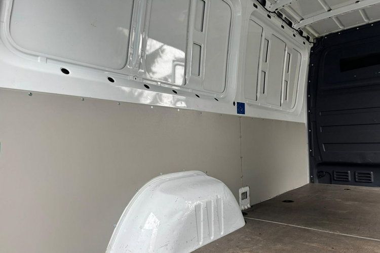 Mercedes Sprinter 2.2 110KM 2015 L2H1 Salon Polska I właścicel zdjęcie 14