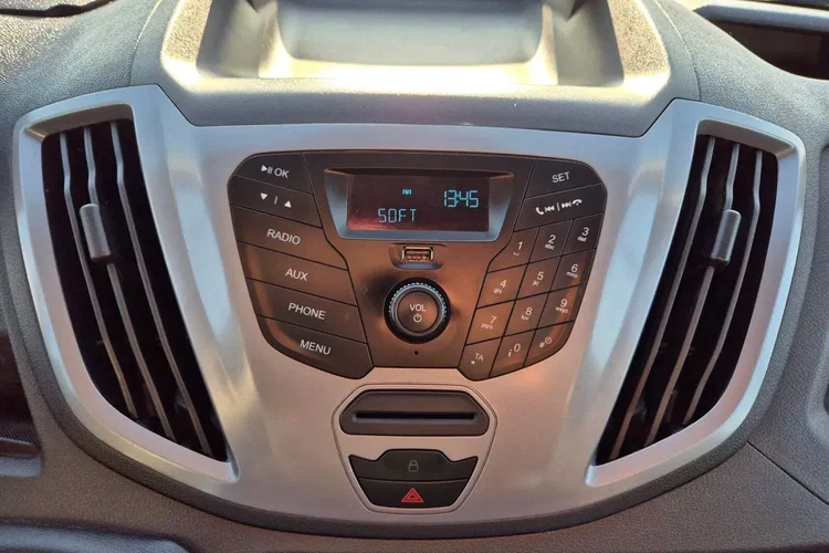 Ford transit L3H2 49999zł NETTO 2.0TdCi/170KM zdjęcie 27