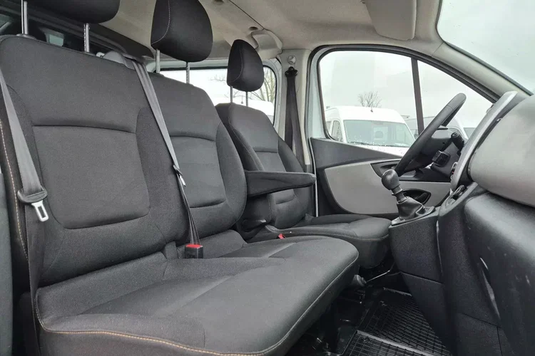 Renault Trafic Long 59999zł NETTO Brygadówka 6 osób 1.6dCi/120KM zdjęcie 24