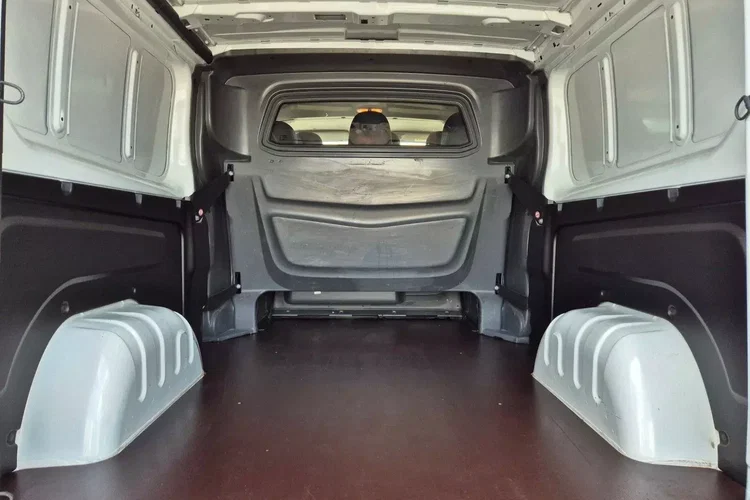 Renault Trafic L2H1 89999zł NETTO Brygadówka 6 osób 2.0dCi/120KM zdjęcie 13