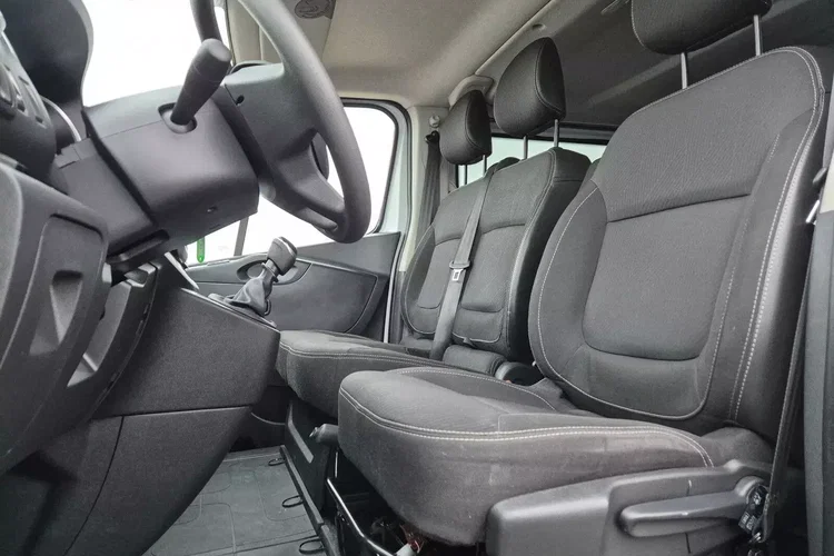 Renault Trafic L2H1 89999zł NETTO Brygadówka 6 osób 2.0dCi/120KM zdjęcie 15