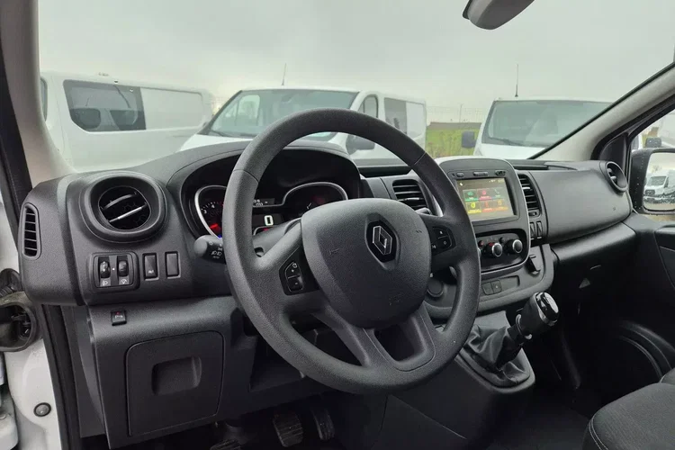 Renault Trafic L2H1 89999zł NETTO Brygadówka 6 osób 2.0dCi/120KM zdjęcie 17
