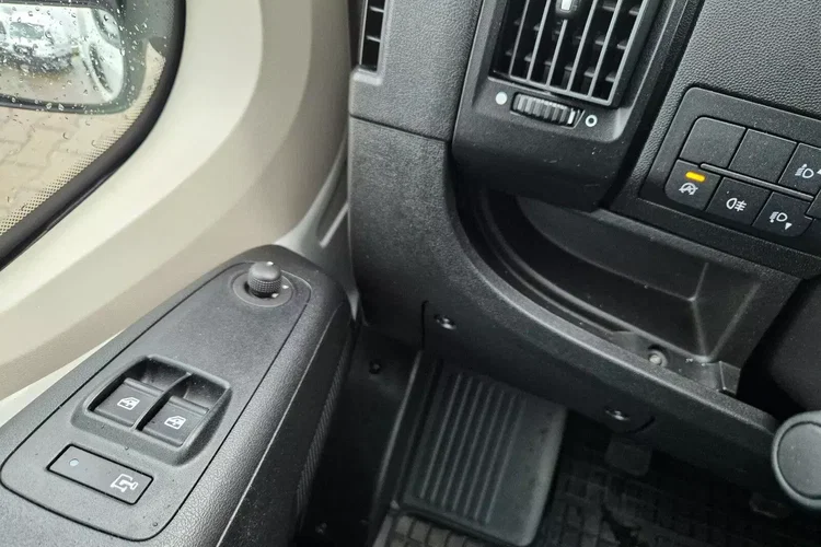 Peugeot boxer L4H3 79999zł NETTO Brygadówka 6 osób 2.2HDi/140KM zdjęcie 16