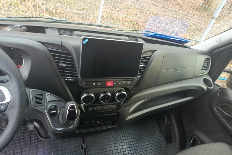 Iveco Daily 70C21HA8/P zdjęcie 3