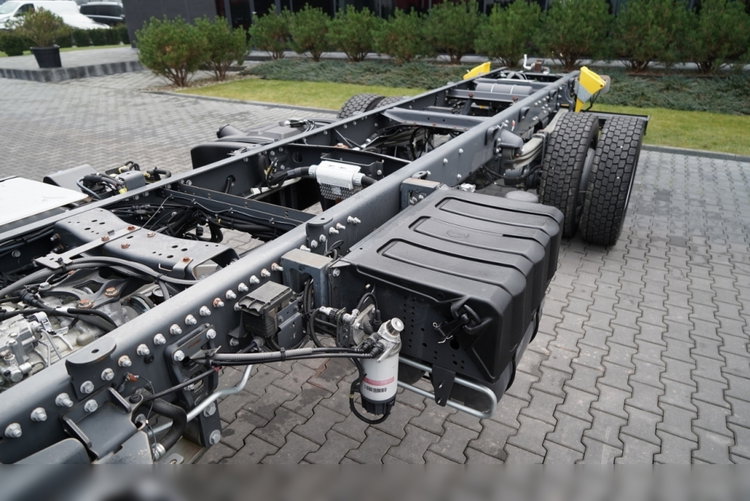 Renault / D 240  /  RETARDER / RAMA POD ZABUDOWE 6 M /  FABRYCZNIE NOWY /  NIEUŻYWANY  zdjęcie 12