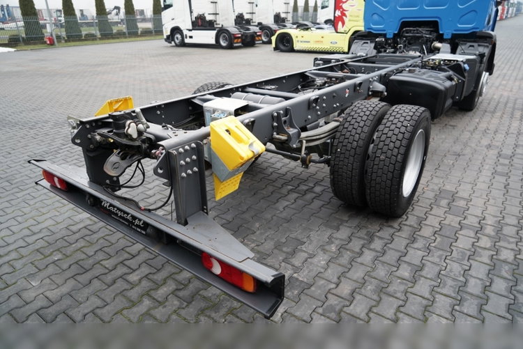 Renault / D 240  /  RETARDER / RAMA POD ZABUDOWE 6 M /  FABRYCZNIE NOWY /  NIEUŻYWANY  zdjęcie 17