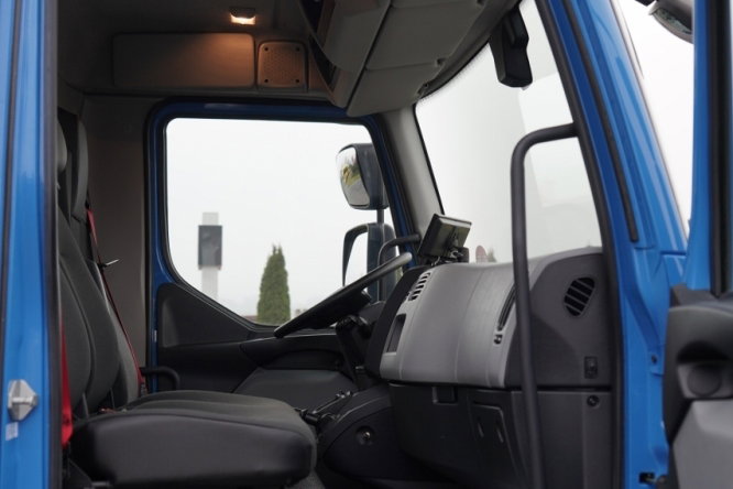 Renault / D 240  /  RETARDER / RAMA POD ZABUDOWE 6 M /  FABRYCZNIE NOWY /  NIEUŻYWANY  zdjęcie 50