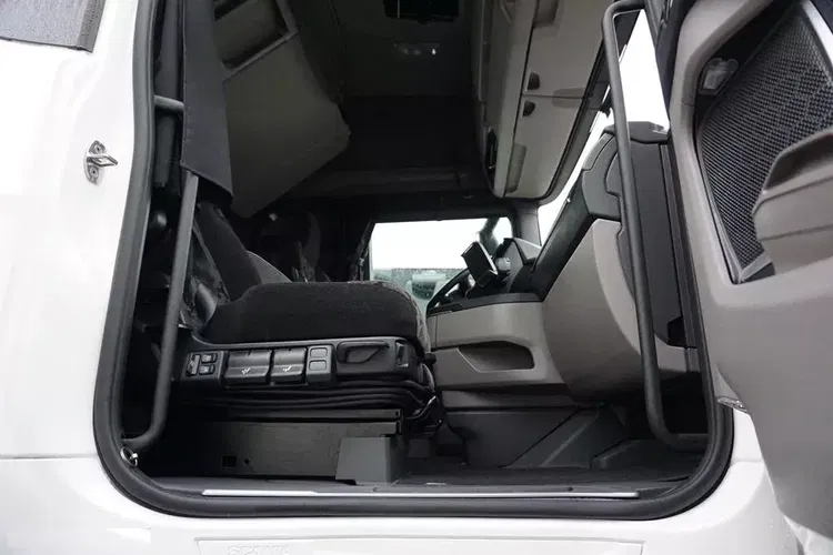 Scania / S 500 / EURO 6 / ACC / RETARDER / PEŁNA OPCJA / JAK NOWA zdjęcie 40