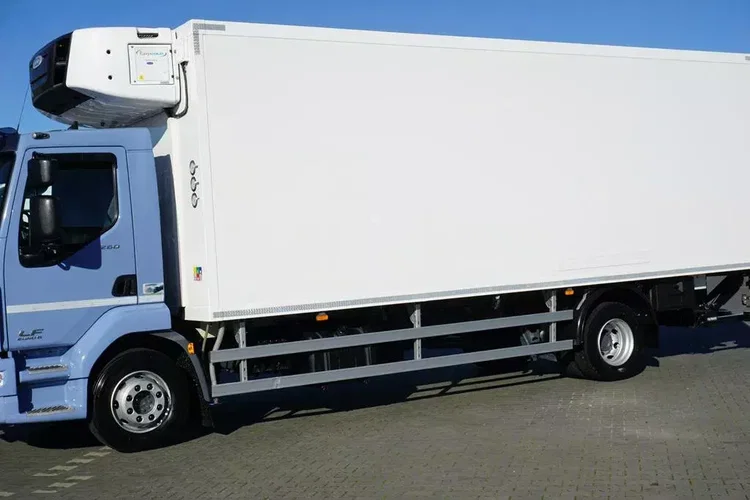 DAF LF / 260 / ACC / EURO 6 / CHŁODNIA + WINDA / MULTITEMPERATURA / 18 PALET zdjęcie 15