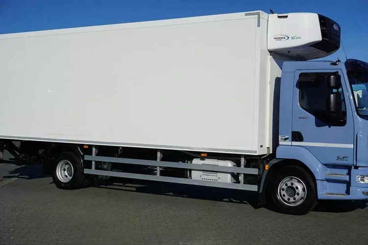 DAF LF / 260 / ACC / EURO 6 / CHŁODNIA + WINDA / MULTITEMPERATURA / 18 PALET zdjęcie 16