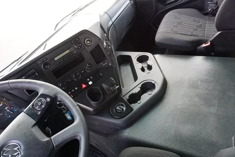 Mercedes AROCS / 4145 / E 6 / WYWROTKA / 8 X 8 zdjęcie 9