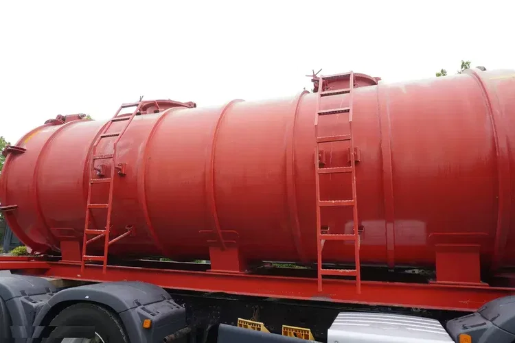 MAN TGS 35.420 8×2 / NOWA Beczka asenizacyjna 13000 l / 3 osie skrętne zdjęcie 12