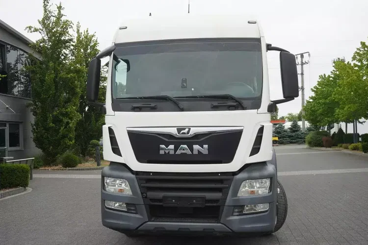 MAN TGS 35.420 8×2 / NOWA Beczka asenizacyjna 13000 l / 3 osie skrętne zdjęcie 7