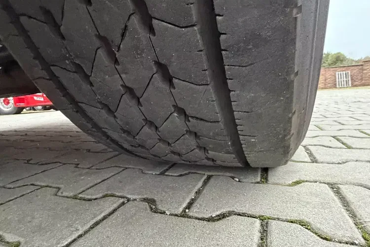 Volvo FH460 z Austrii kabina XL nowa hydraulika 600Tkm oryginalnego przebiegu zdjęcie 22