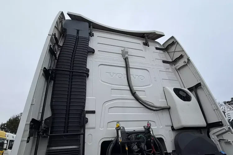 Volvo FH460 z Austrii kabina XL nowa hydraulika 600Tkm oryginalnego przebiegu zdjęcie 26