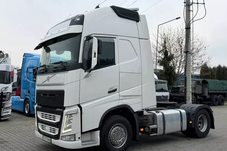 Volvo FH460 z Austrii kabina XL nowa hydraulika 600Tkm oryginalnego przebiegu zdjęcie 6