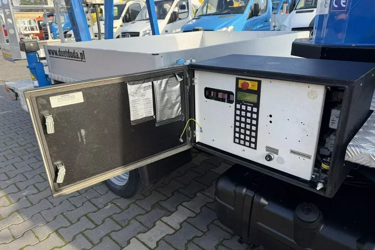 Nissan Cabstar zdjęcie 13