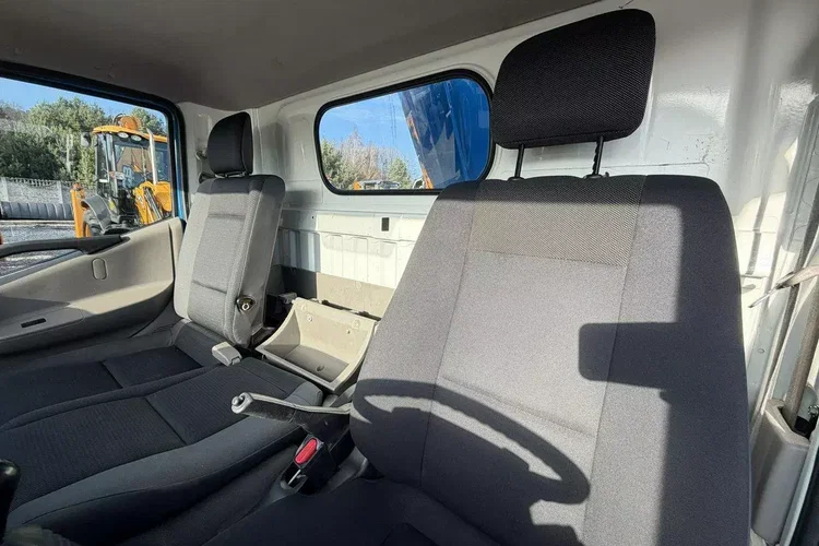 Nissan Cabstar zdjęcie 29