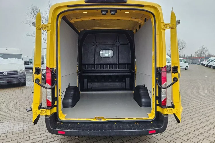 Ford transit L3H2 79900zł NETTO Brygadówka 6 osób 2.0TdCi/131KM zdjęcie 14